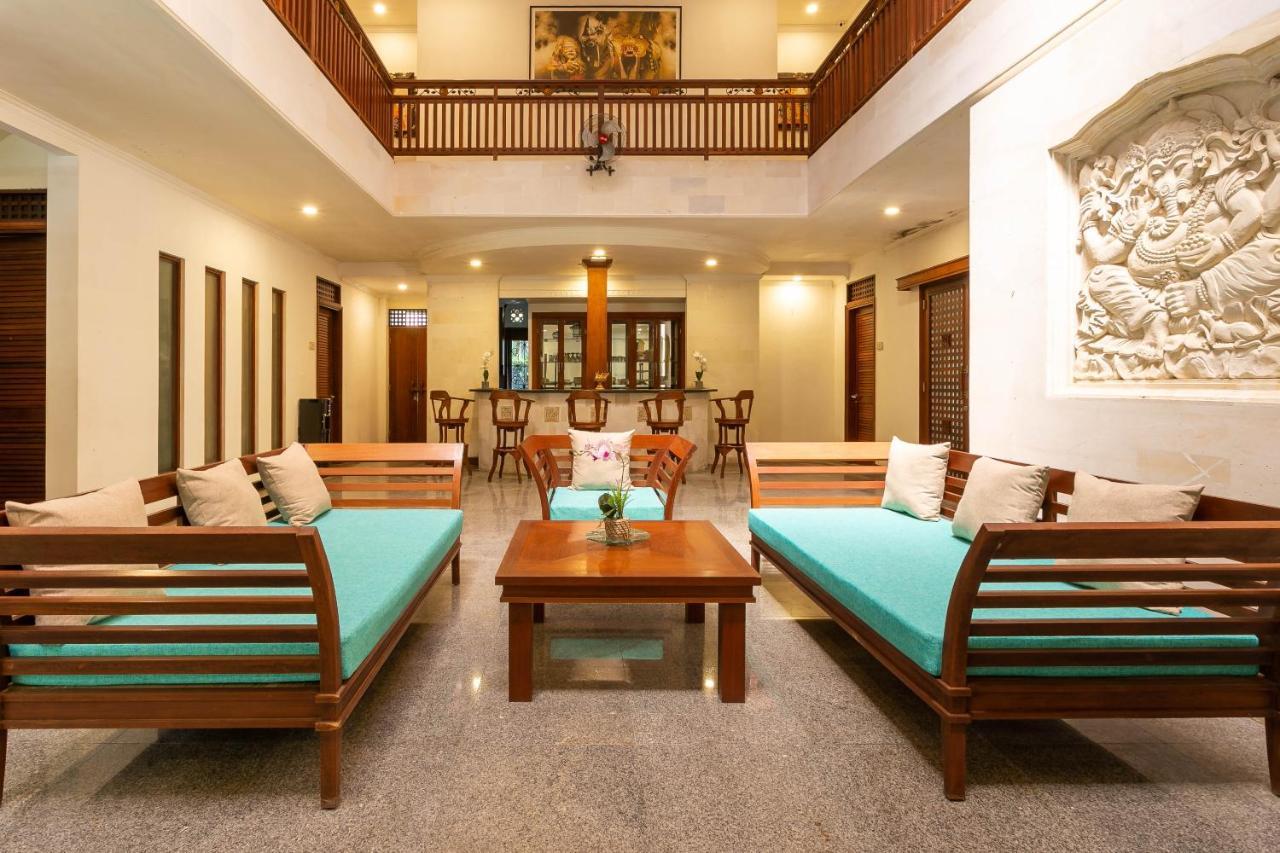 OYO 190 BSB Hotel Blahbatu Buitenkant foto