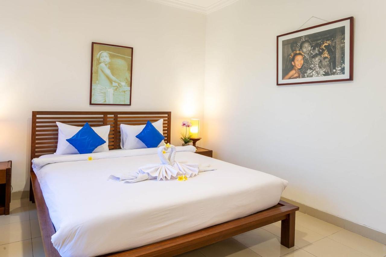 OYO 190 BSB Hotel Blahbatu Buitenkant foto
