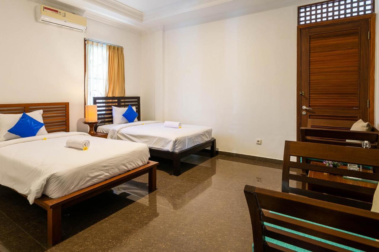 OYO 190 BSB Hotel Blahbatu Buitenkant foto