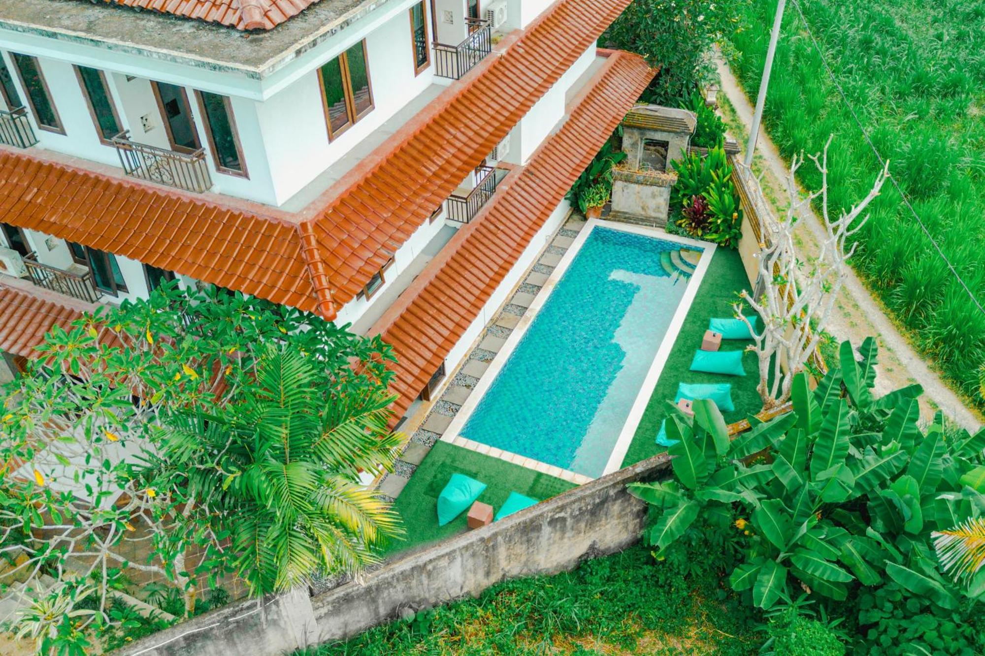 OYO 190 BSB Hotel Blahbatu Buitenkant foto