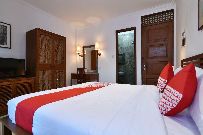 OYO 190 BSB Hotel Blahbatu Buitenkant foto